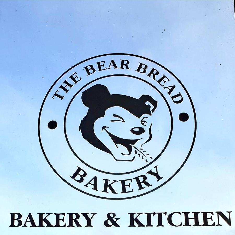 The Bear Bread Bakery, Boutique En-Suite Rooms With Breakfast In The Bakery, In The Heart Of Colyton Exterior photo
